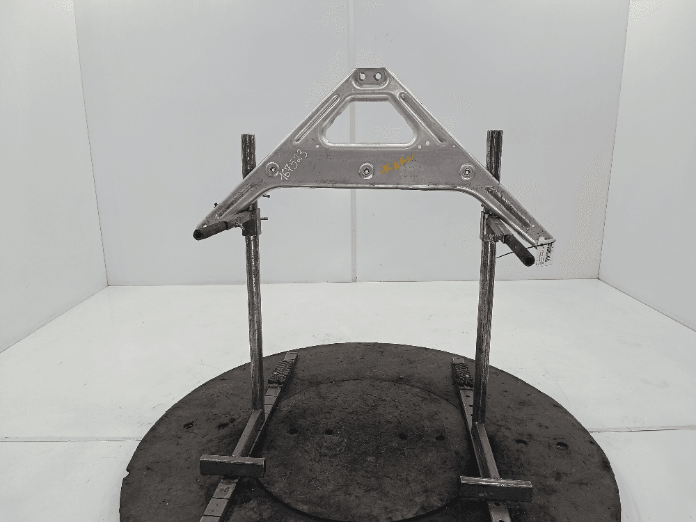 Распорная планка к Volkswagen Touareg 3 (18-24)