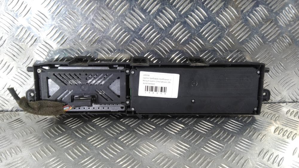 Щиток приборов (приборная панель) к Renault Scenic 2 Рестайлинг (06-09)