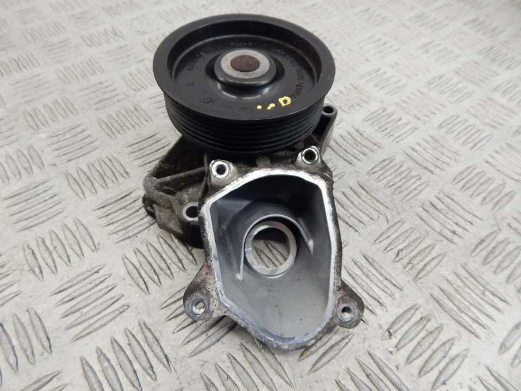 Помпа к BMW X5 E70 (06-10)