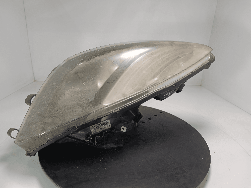 Фара правая к Renault Scenic 3 (09-12)