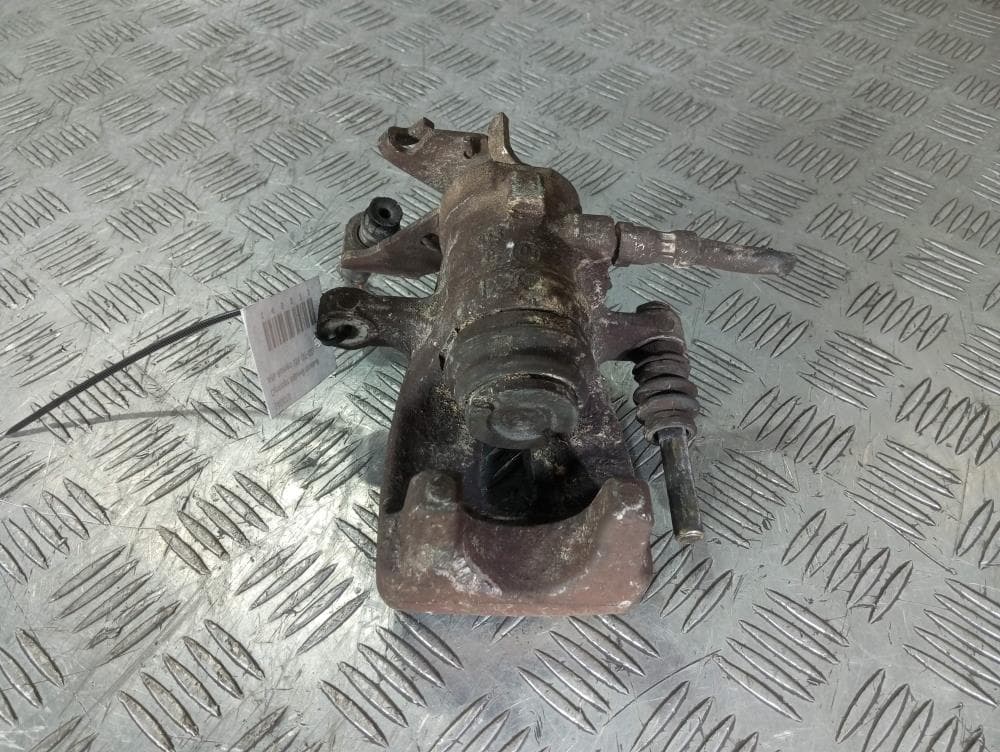 Суппорт задний правый к Alfa Romeo 156 (97-02)