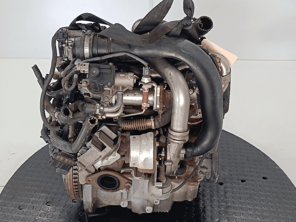 Двигатель к Nissan  Juke 1 (10-14)