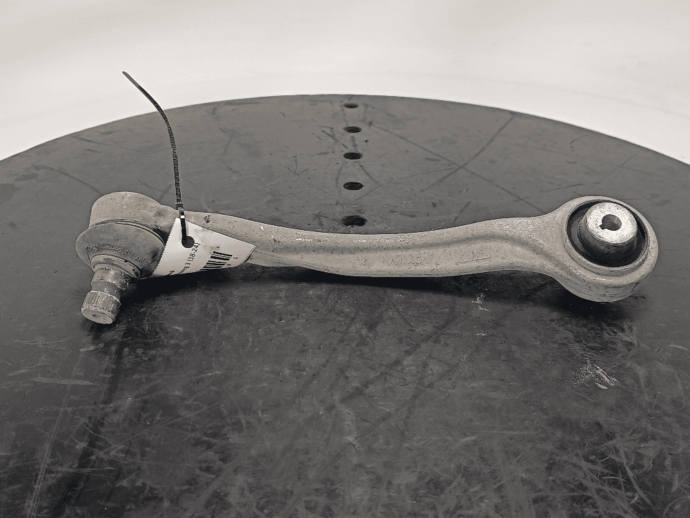 Рычаг передний к Volkswagen Touareg 3 (18-24)