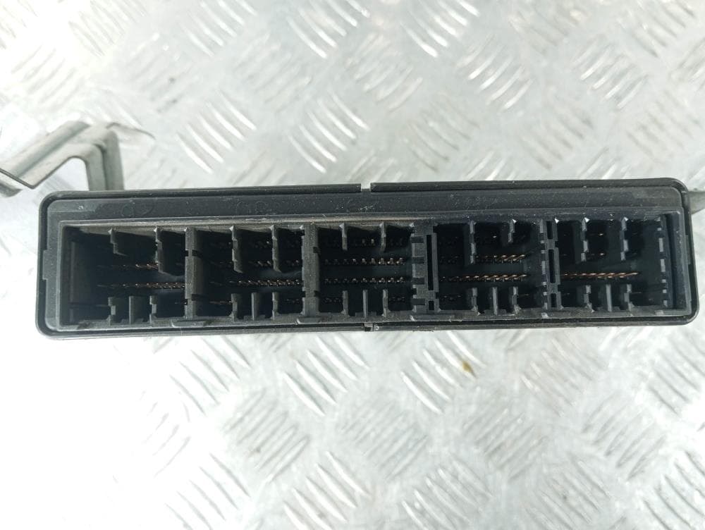 Блок управления (другие) к Mitsubishi Outlander 3 Рестайлинг (14-16)