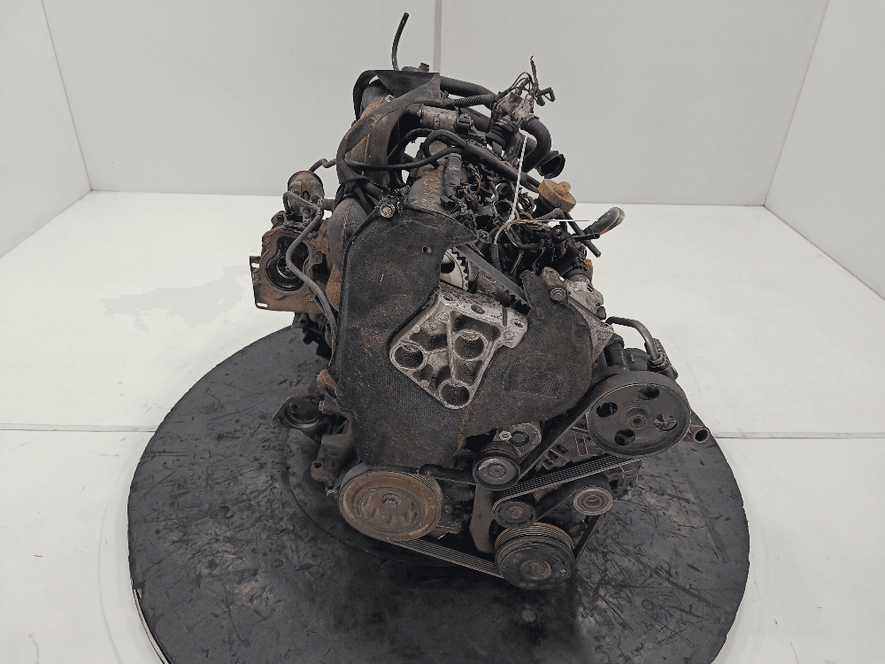 Двигатель к Renault Laguna 2 (01-05)