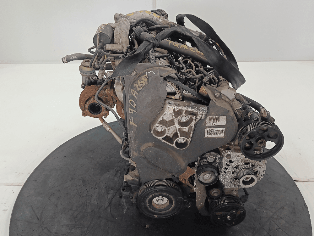 Двигатель к Nissan  Primera P12 (02-08)