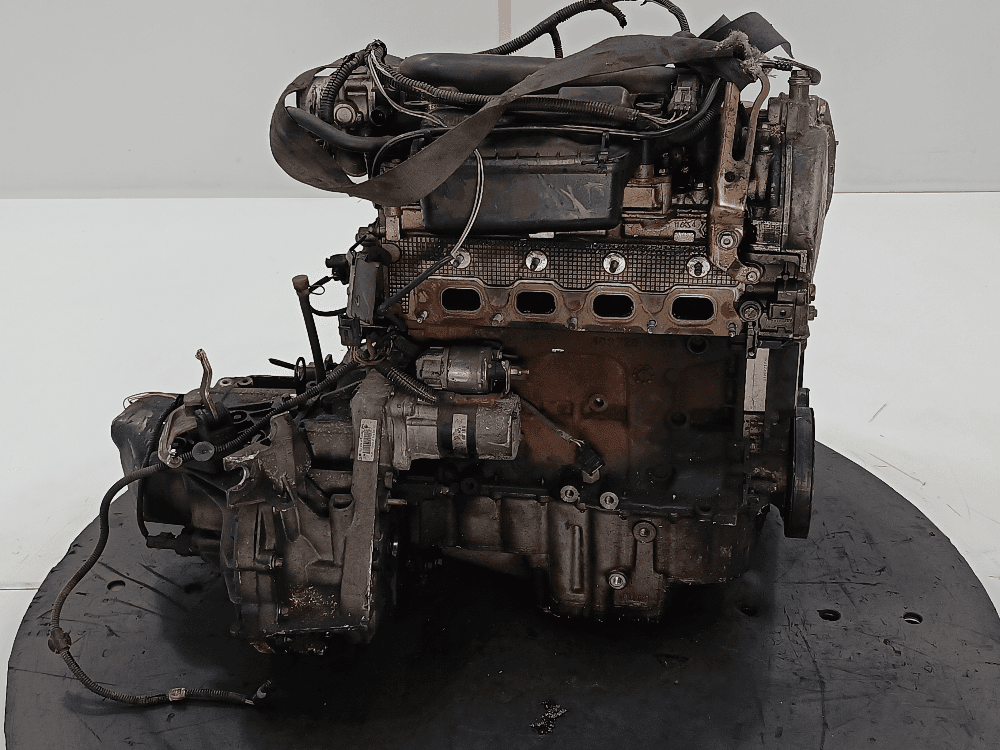 Двигатель к Renault Scenic 2 (03-06)