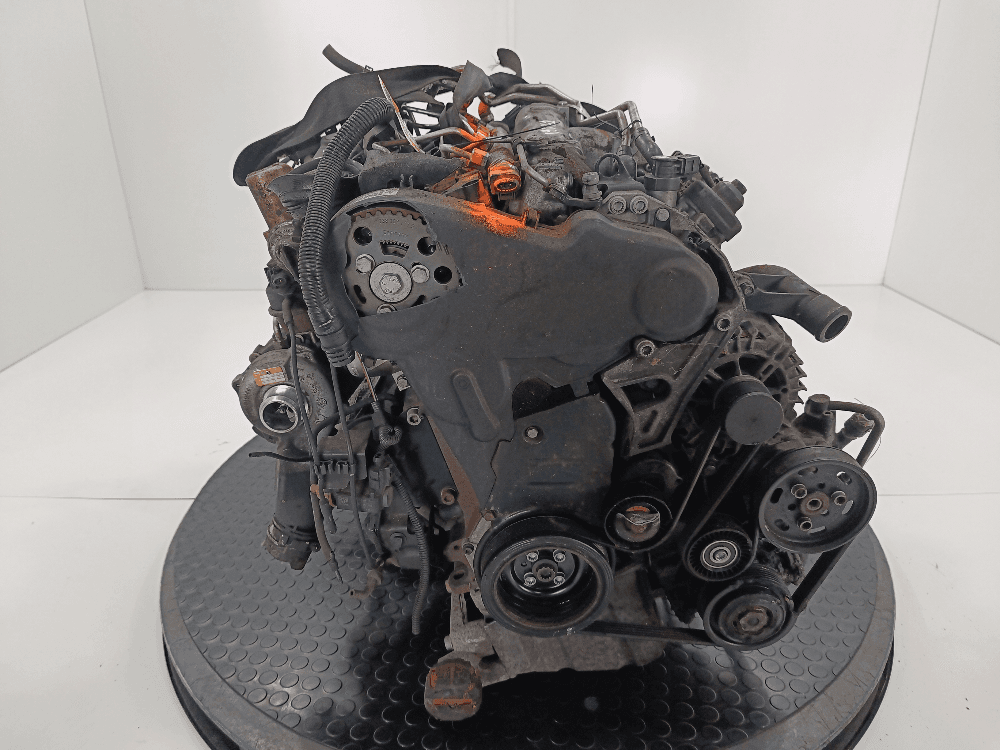 Двигатель к Audi A4 B7 (04-09)