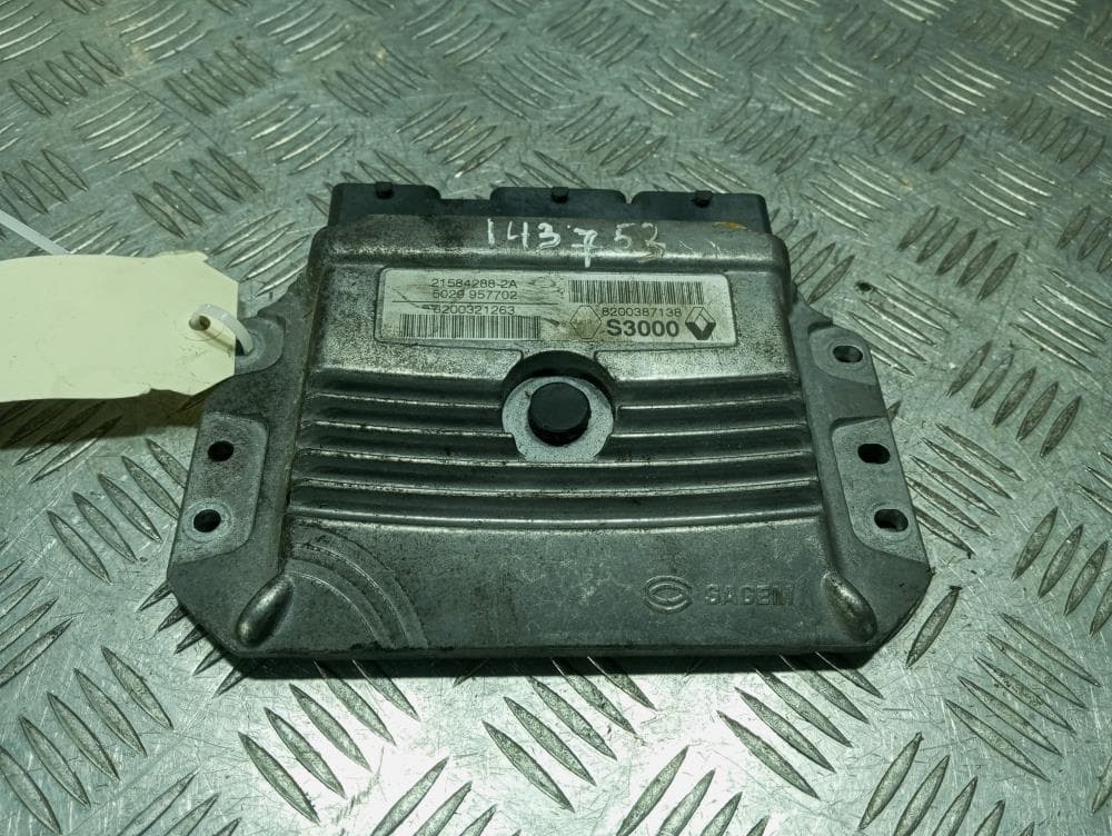 Блок управления двигателем к Renault Megane 2 (02-06)