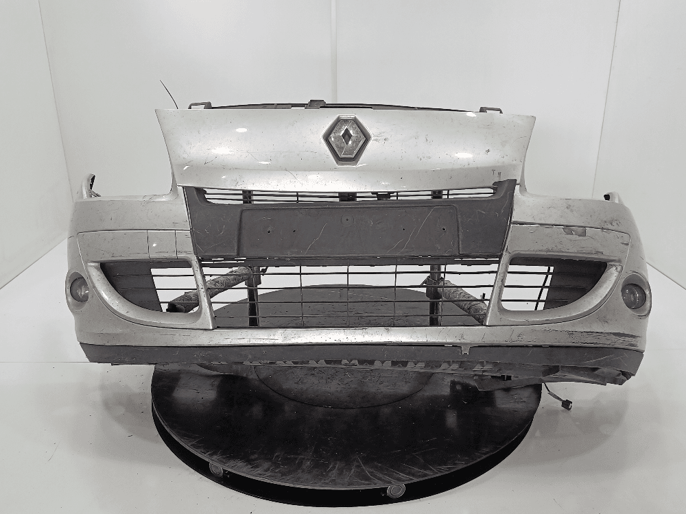 Бампер передний к Renault Scenic 3 (09-12)