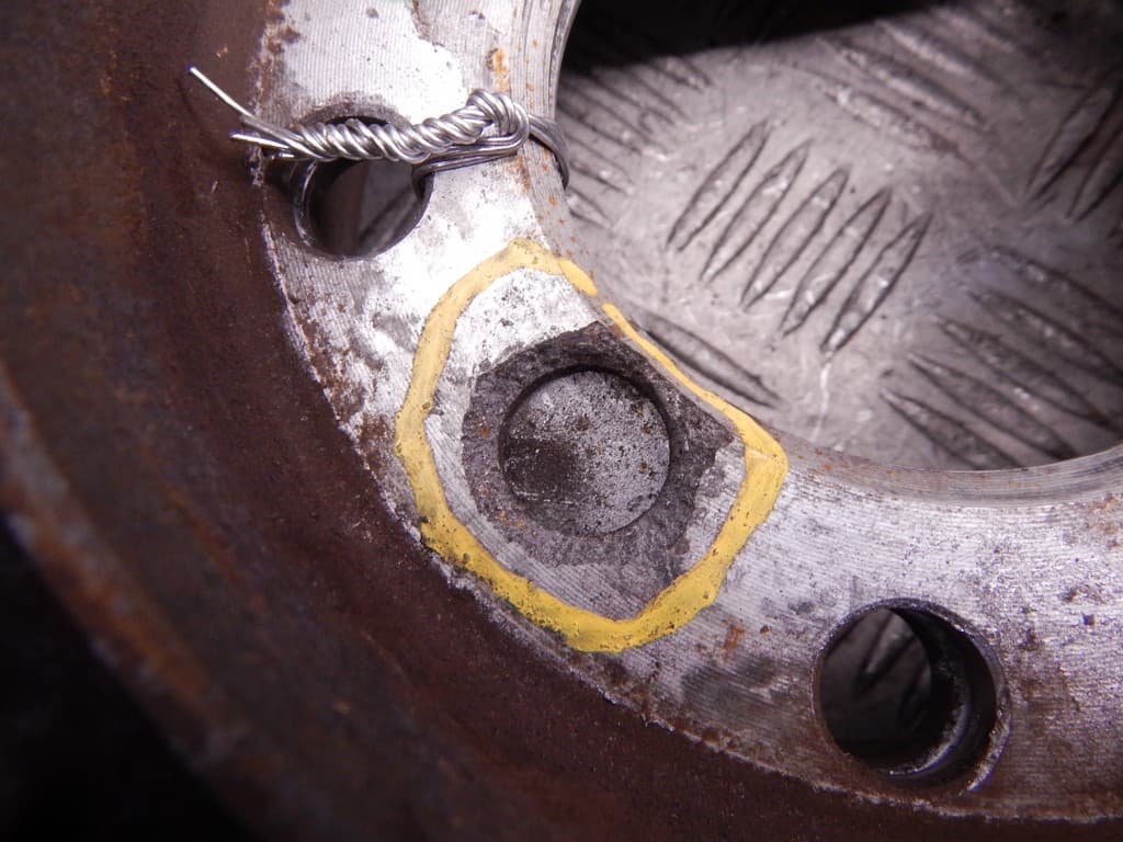 Диск тормозной передний к BMW 3 E36 (90-00)