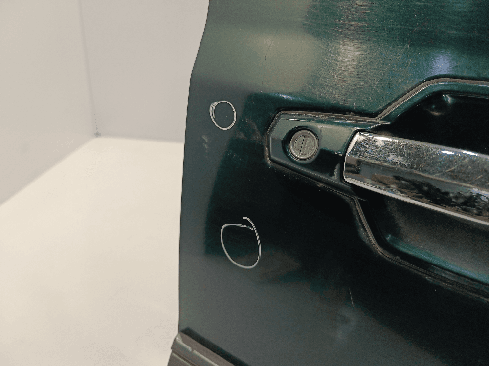 Дверь передняя правая к Hyundai Terracan (01-04)