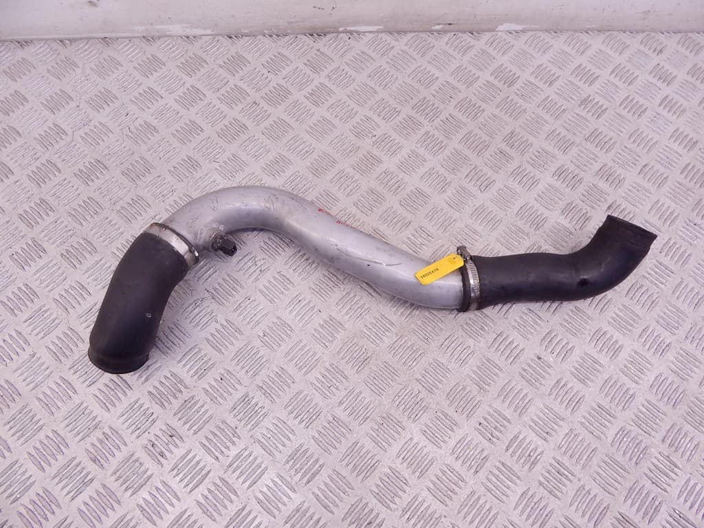 Патрубок интеркулера к BMW 3 E46 (97-03)