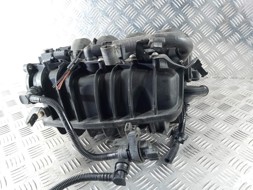 Коллектор впускной к BMW 3 E90/E91/E92/E93 (05-10)