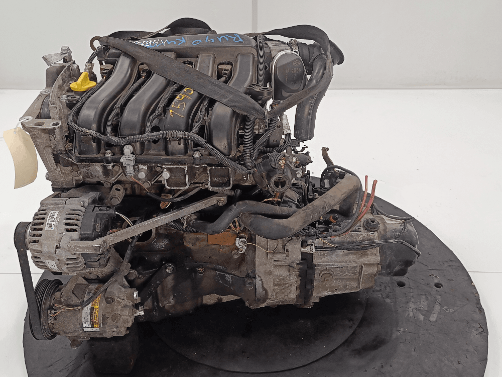 Двигатель к Renault Scenic 2 (03-06)