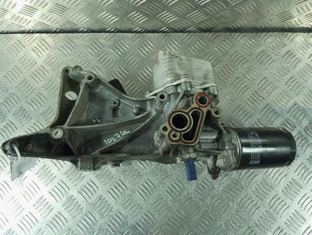 Корпус масляного фильтра к Audi A4 B8/8K (07-11)