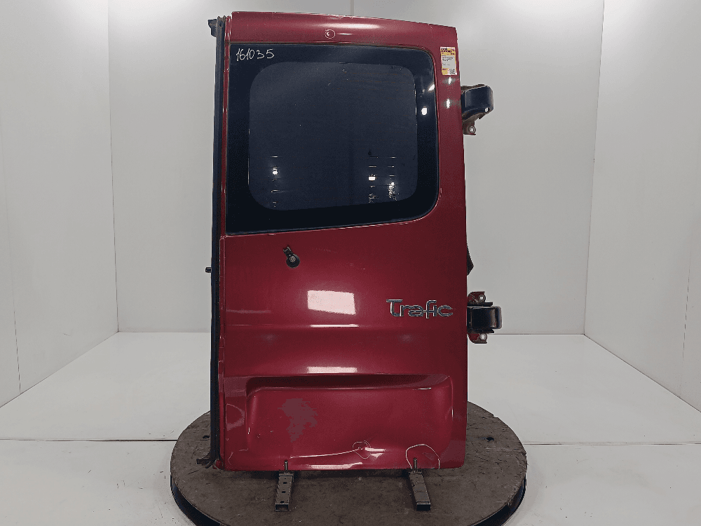 Дверь задняя распашная правая к Renault Trafic 2 (01-06)