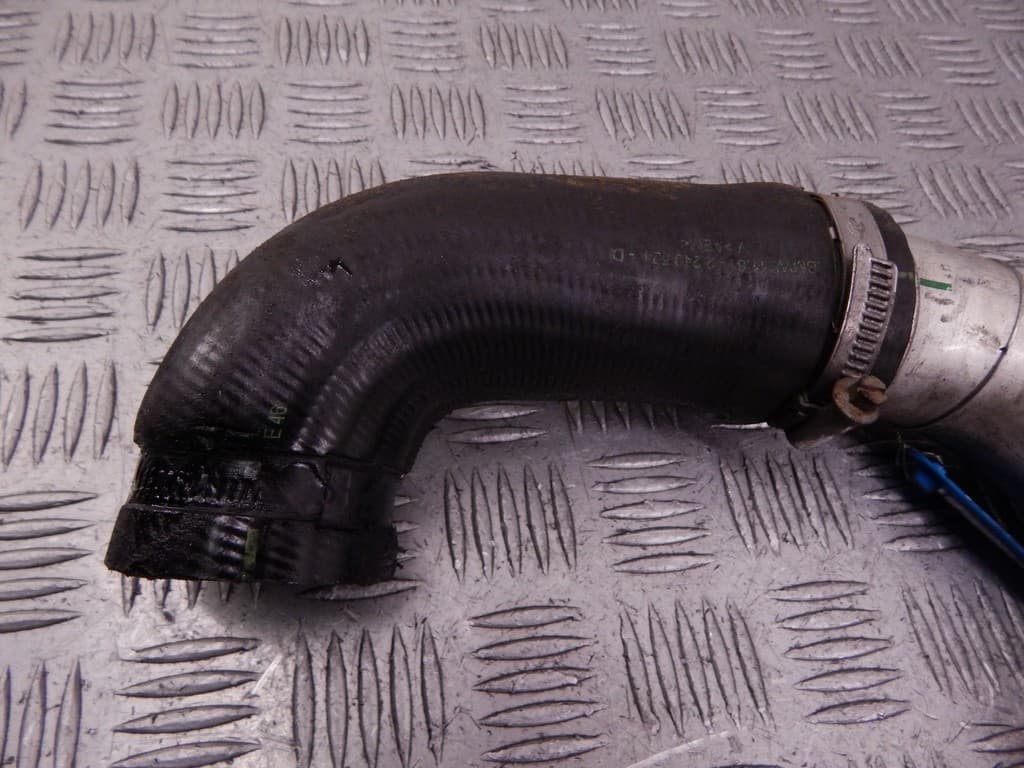 Патрубок интеркулера к BMW X5 E53 (99-03)