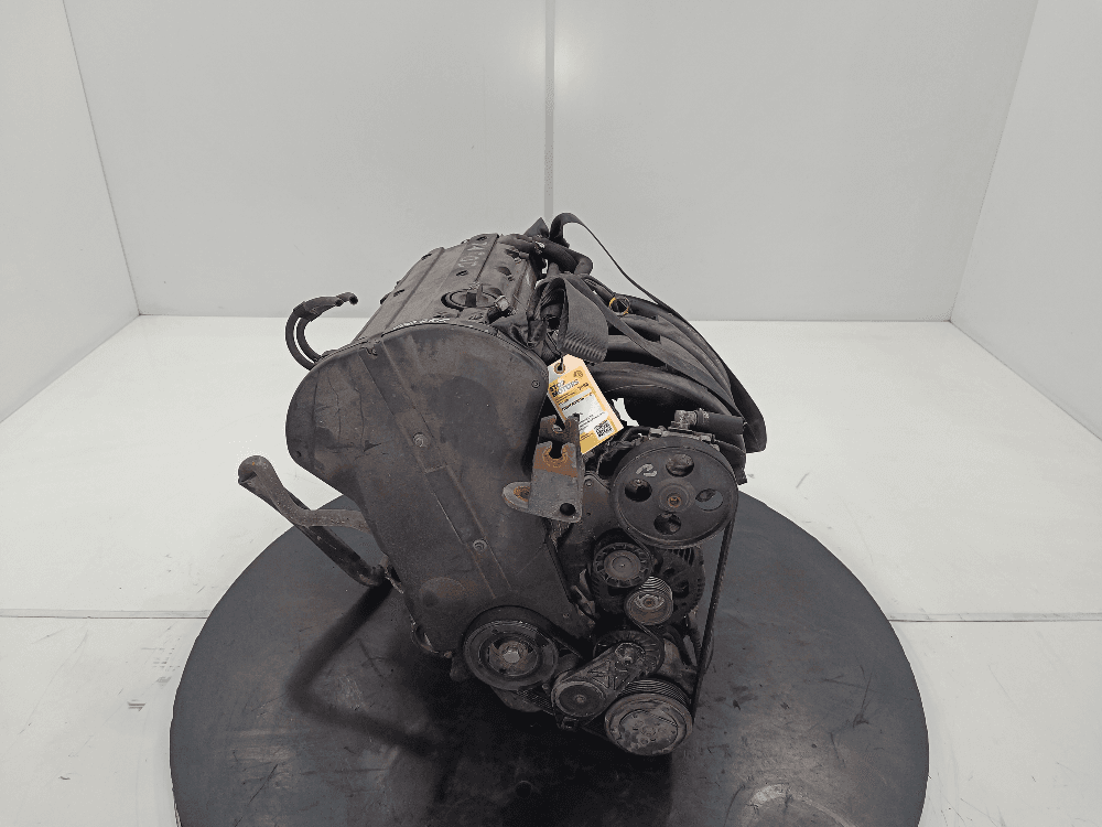 Двигатель к Peugeot 406 (95-99)