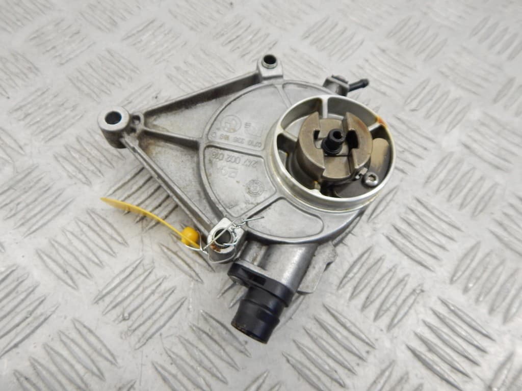 Насос вакуумный к BMW 5 F10/F11/F07 Рестайлинг (13-17)