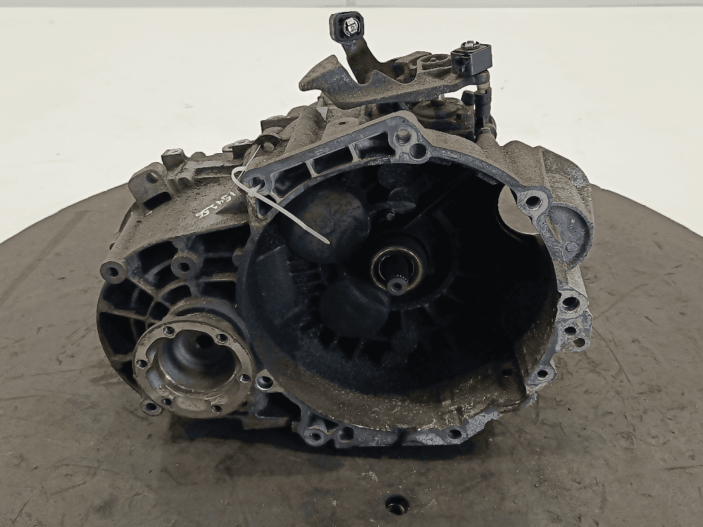 КПП механическая (МКПП) к Volkswagen Passat B6 (05-10)