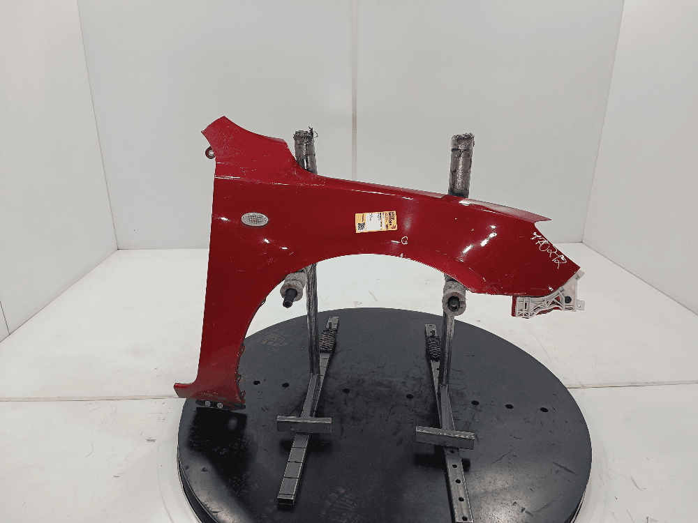 Крыло переднее правое к Mazda 3 BK (03-06)