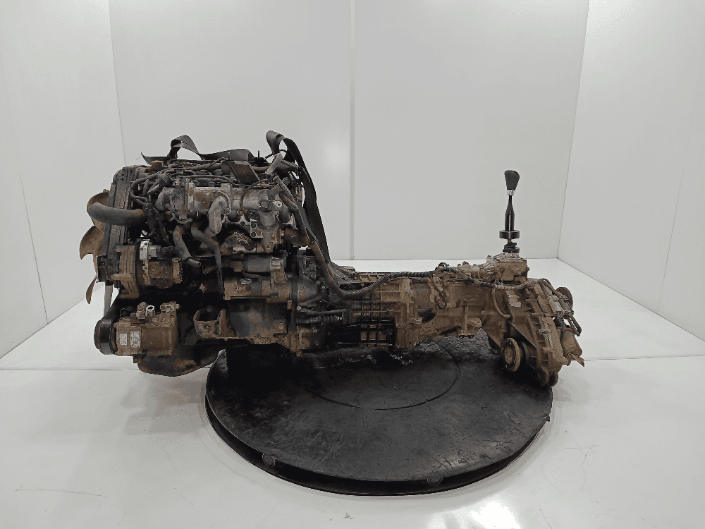 Двигатель к Kia Sorento 1 (02-06)