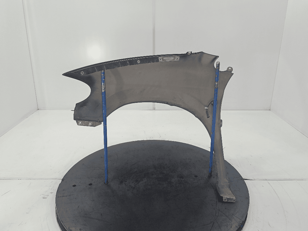 Крыло переднее правое к Chrysler Voyager 4 (01-04)