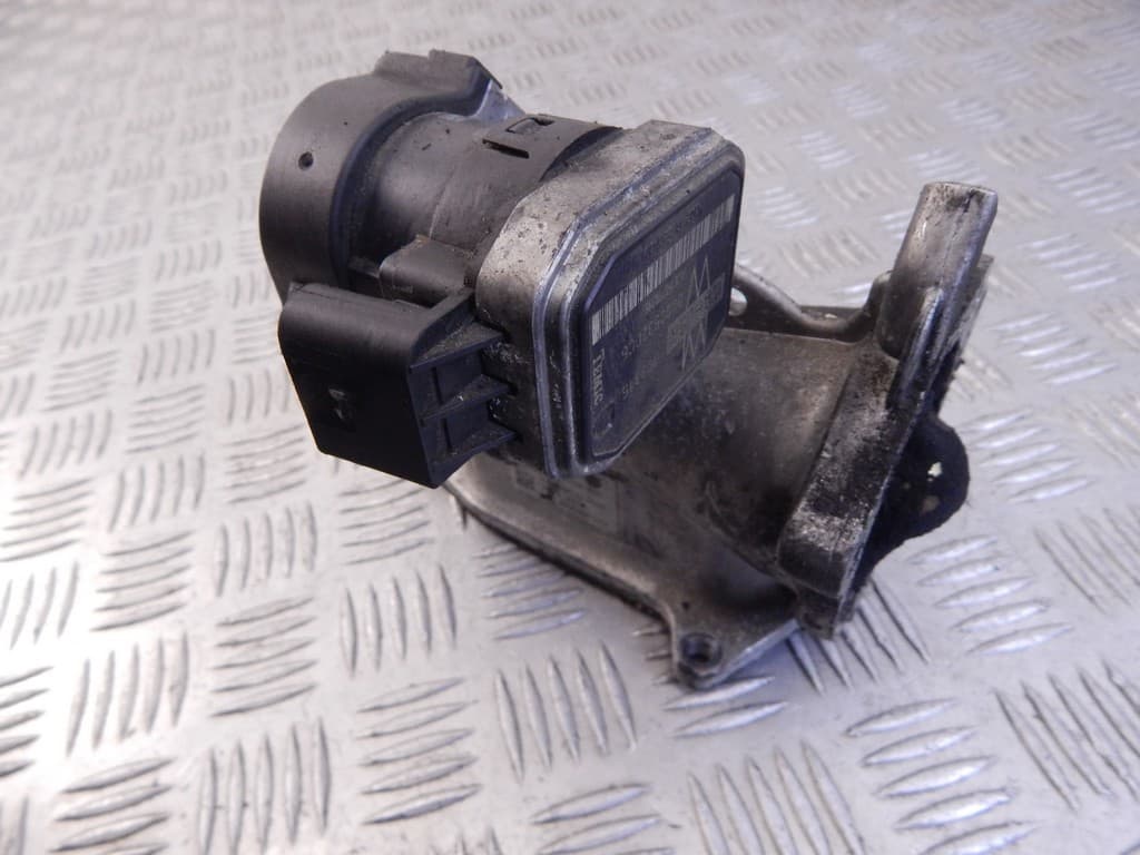 Клапан EGR к Mercedes B W245 (05-08)