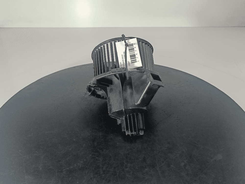 Моторчик печки к Opel Zafira B (05-10)