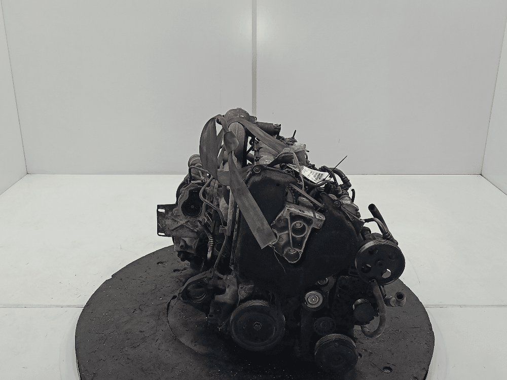 Двигатель к Renault Laguna 2 (01-05)