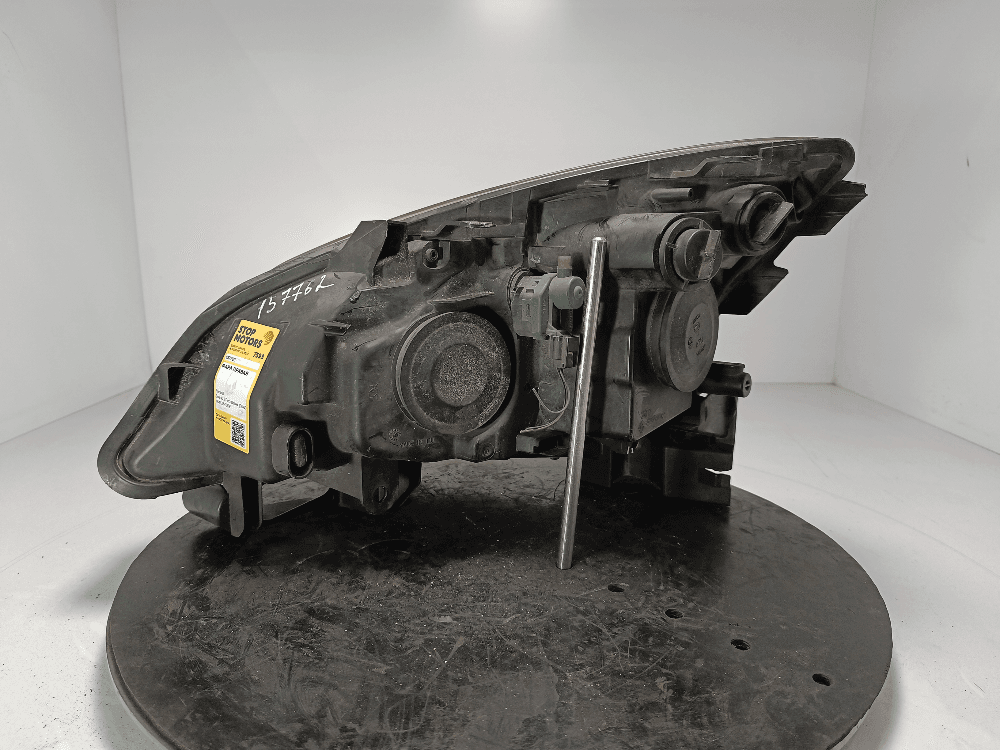 Фара правая к Renault Scenic 2 Рестайлинг (06-09)