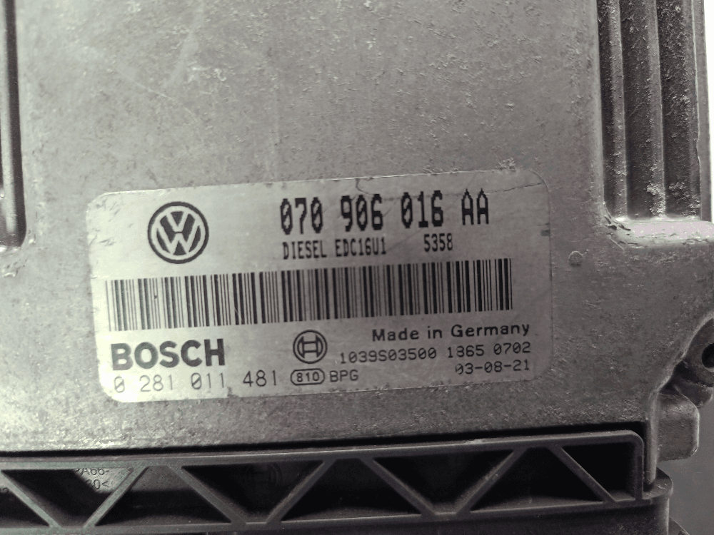Блок управления двигателем к Volkswagen Touareg 1 (02-07)