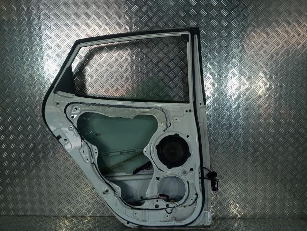 Дверь задняя левая к Hyundai ix35 1 (10-13)