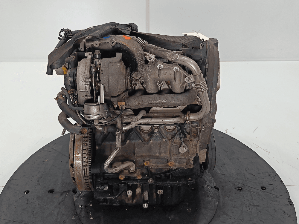 Двигатель к Renault Scenic 2 (03-06)