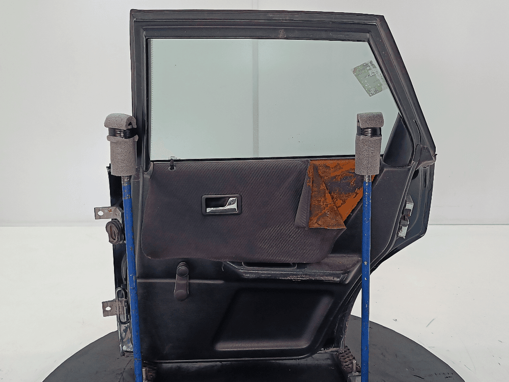 Дверь задняя правая к Audi 80 B4 (91-96)