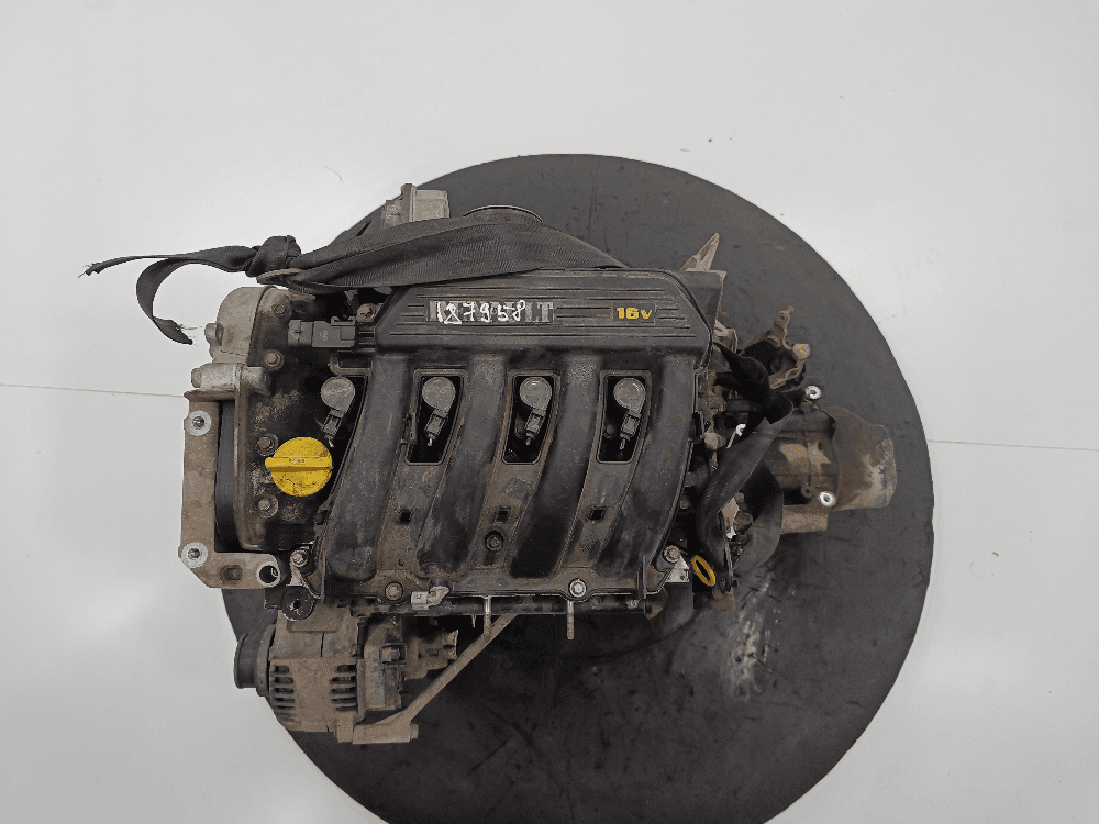 Двигатель к Renault Megane 2 (02-06)