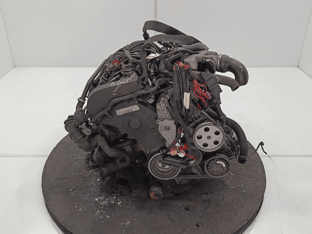 Двигатель к Audi A4 B6 (01-05)