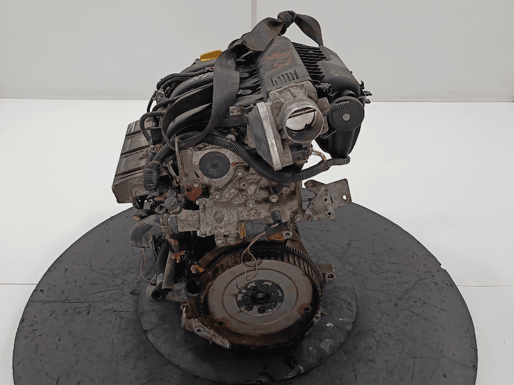 Двигатель к Renault Megane 2 (02-06)