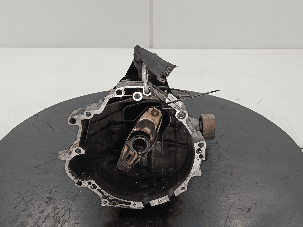 КПП механическая (МКПП) к Volkswagen Passat B5+ Рестайлинг (00-05)