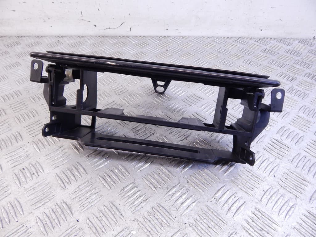 Рамка под магнитолу к BMW 5 E39 Рестайлинг (00-04)