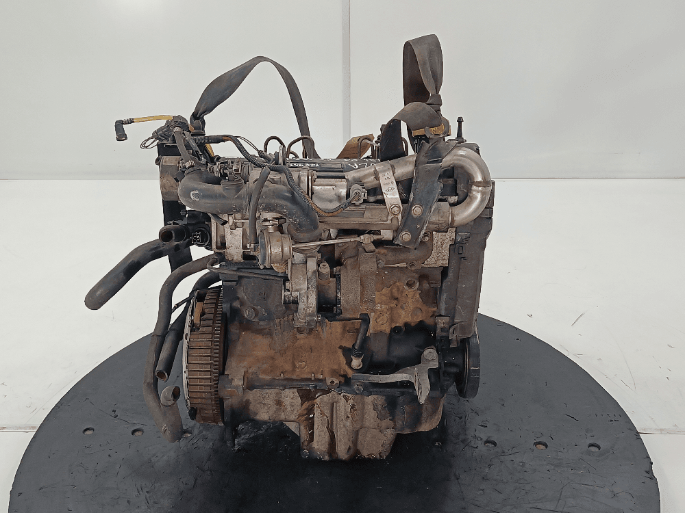 Двигатель к Renault Clio 2 Рестайлинг (01-03)