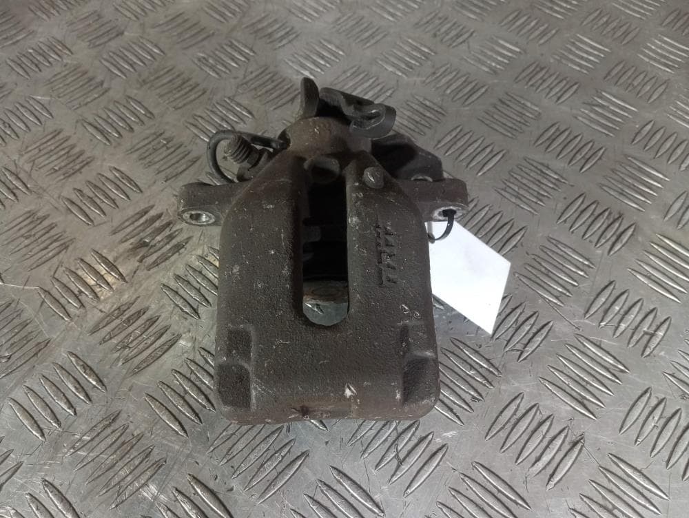 Суппорт задний левый к Citroen C4 1 (04-08)