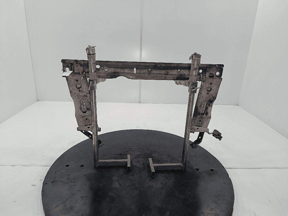 Балка под радиатор к Renault Megane 2 (02-06)