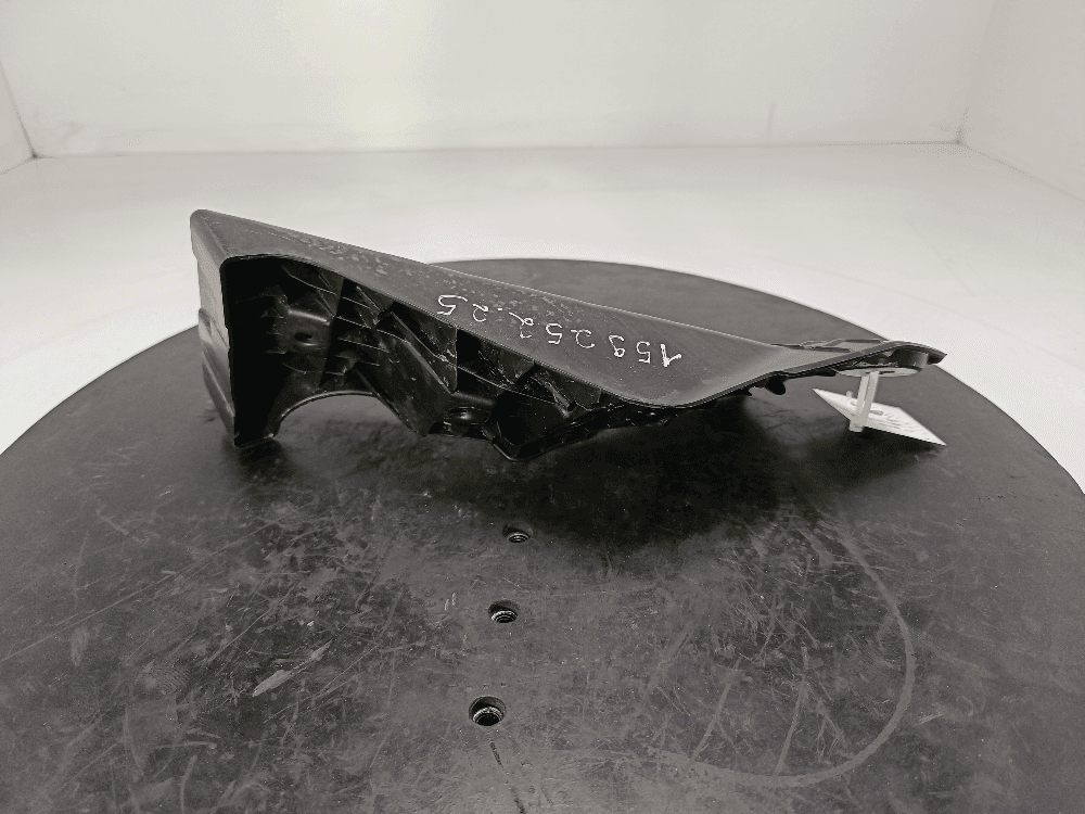 Подножка к Peugeot 2008 2 (19-24)