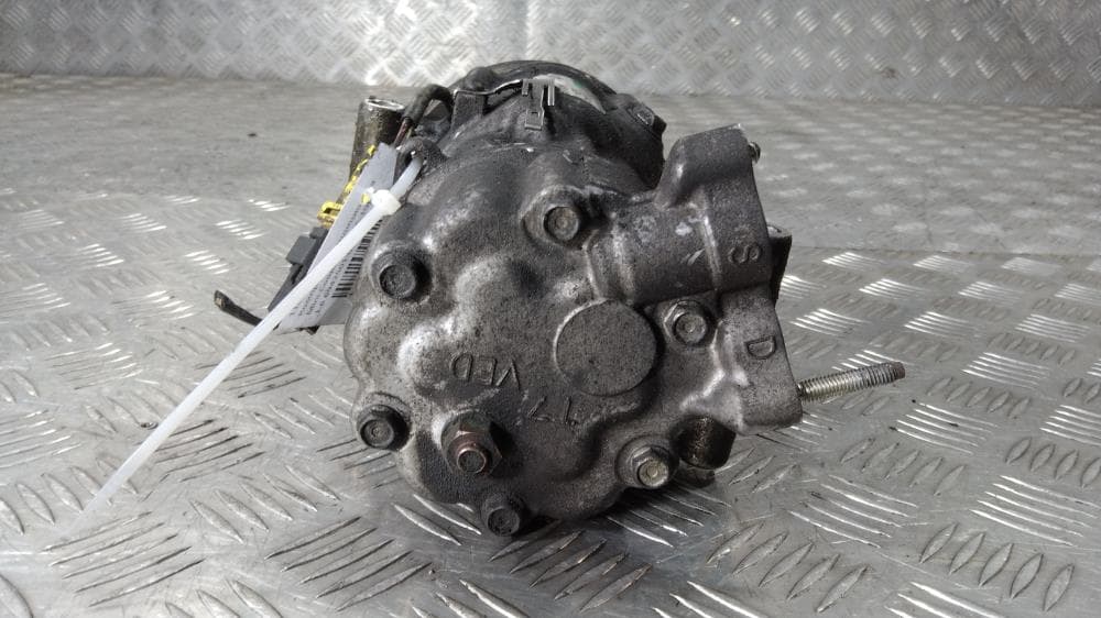 Компрессор кондиционера к Mini Cooper R56 (06-10)