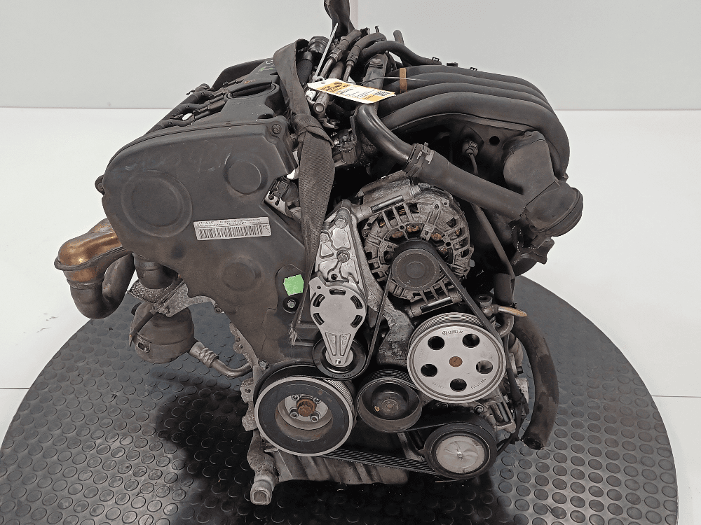 Двигатель к Audi A4 B6 (01-05)