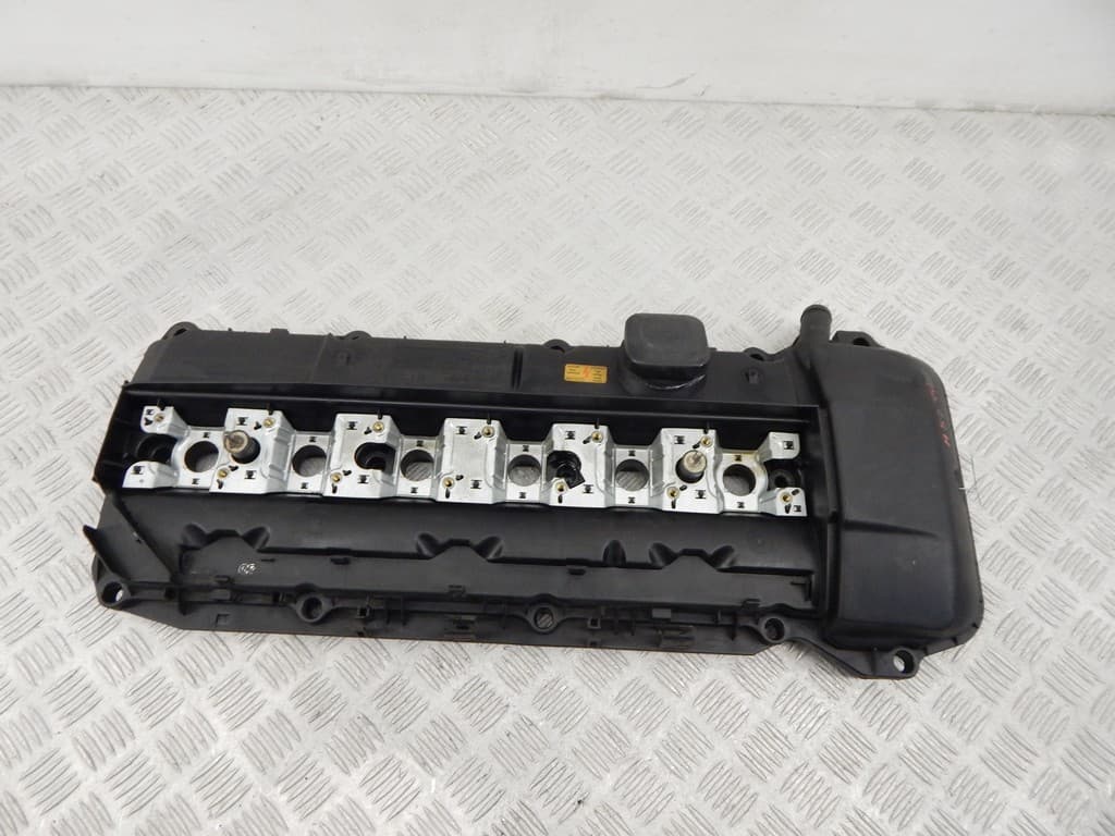 Клапанная крышка к BMW 5 E39 (95-00)