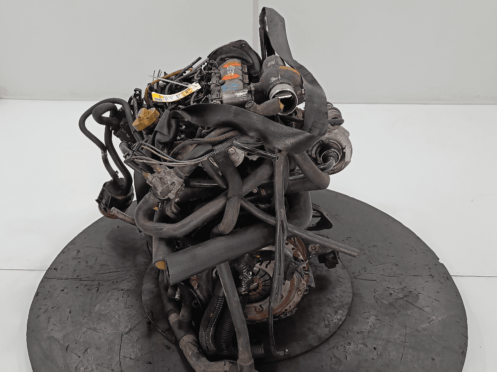 Двигатель к Renault Laguna 2 (01-05)