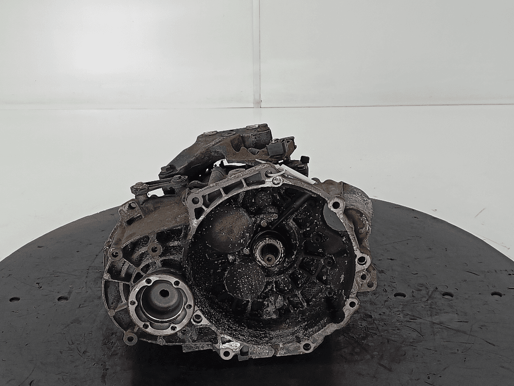 КПП механическая (МКПП) к Volkswagen Passat B6 (05-10)